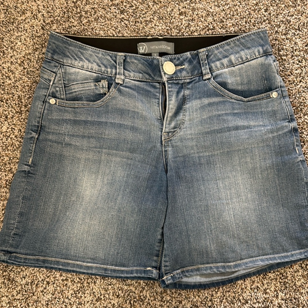 Wit & Wisdom Jean shorts size 6